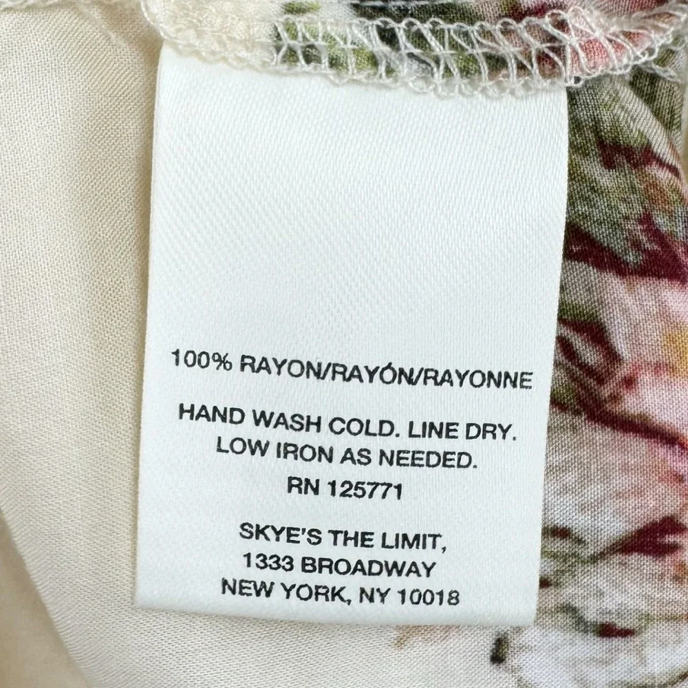 Skye's The‎ Limit Woman 2X Floral Boho Blouse Cream Pink Tassel V-Neck Rayon Top